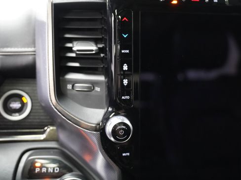 Used 2019 RAM 1500 Limited AWD/4WD image 29
