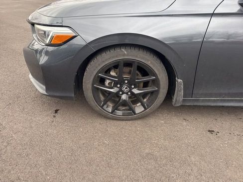 Used 2025 Honda Civic Sport image 16