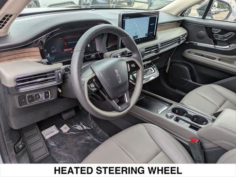 New 2025 Lincoln Corsair Reserve w/ Rear Removable Package Tray image 7