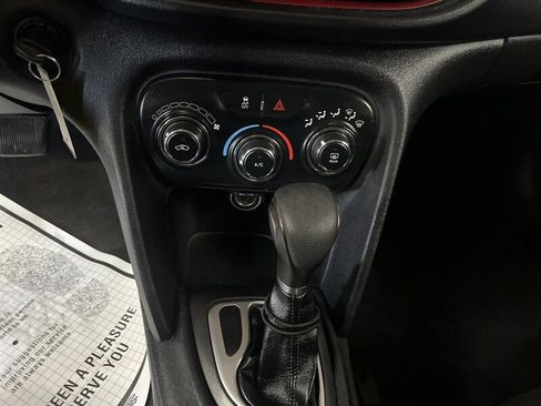 Used 2016 Dodge Dart SE w/ Convenience Group image 14