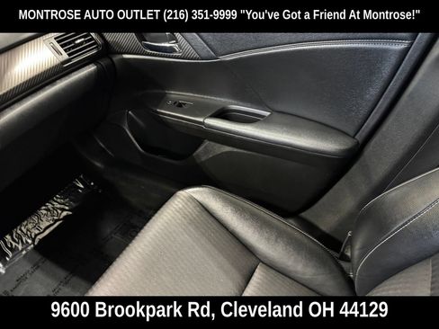 Used 2016 Honda Accord Sport image 39