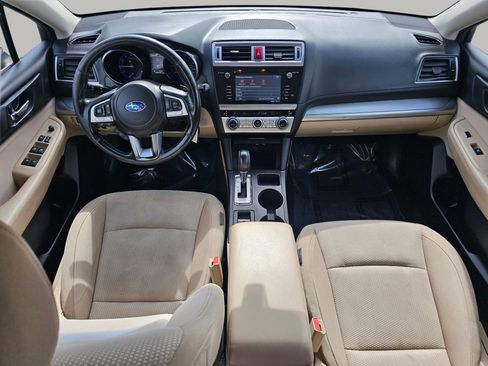 Used 2016 Subaru Outback 2.5i Premium image 2