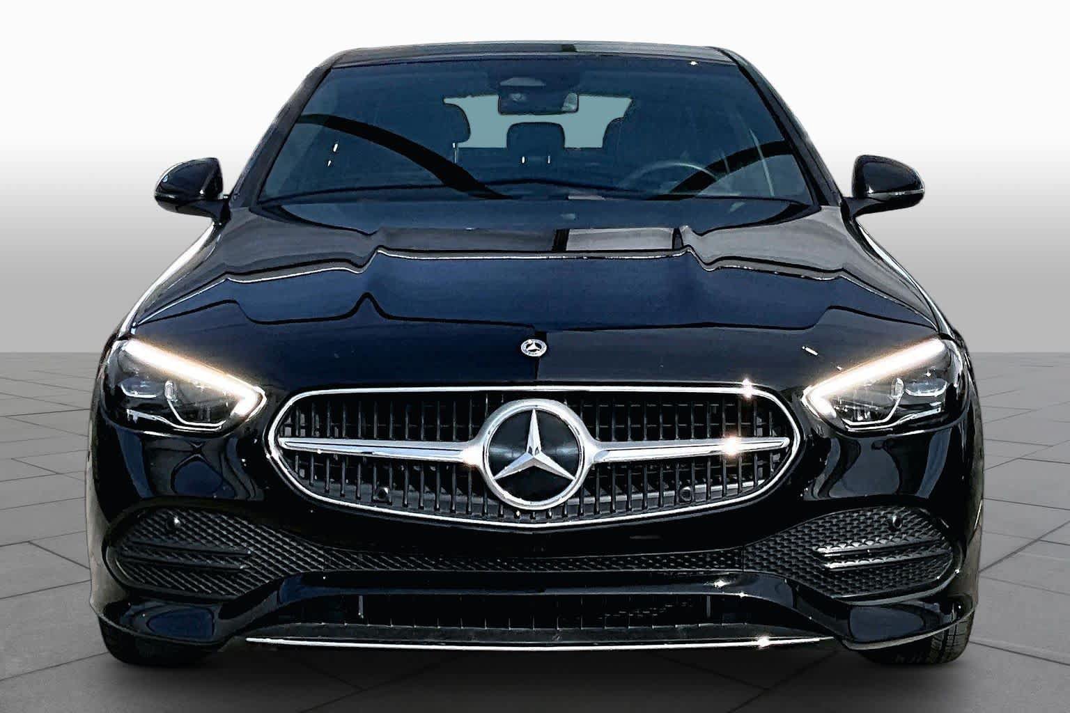 Used 2026 Mercedes-Benz C 300 Sedan image 4