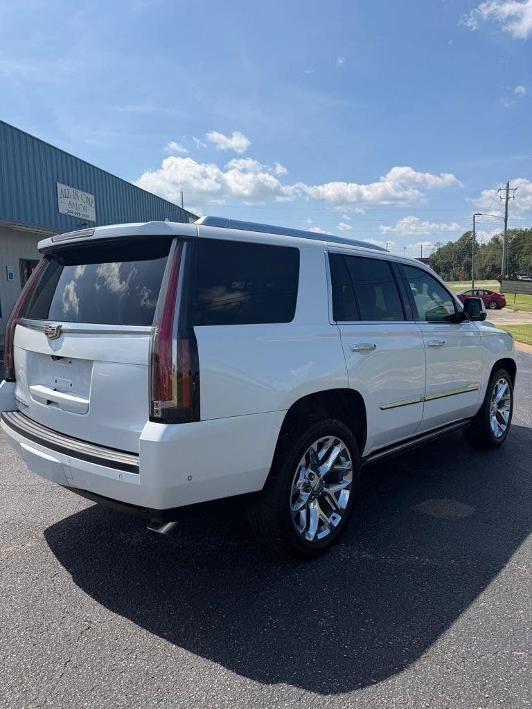 Used 2018 Cadillac Escalade Premium Luxury RWD image 4