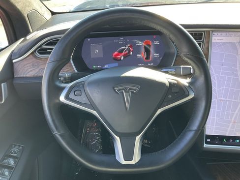 Used 2017 Tesla Model X 75D image 43