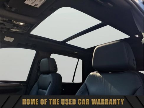 Used 2021 Chevrolet Tahoe Z71 w/ Luxury Package AWD/4WD image 17