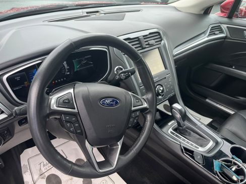 Used 2014 Ford Fusion Titanium image 8