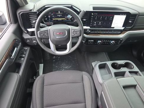 New 2026 GMC Sierra 2500 SLE w/ SLE Value Package; AWD/4WD image 3