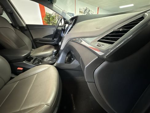 Used 2016 Hyundai Santa Fe Sport 2.0T w/ Option Group 05 AWD/4WD image 21
