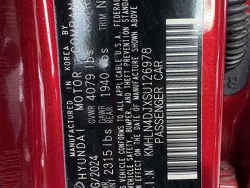 Certified 2025 Hyundai Elantra Limited image 16