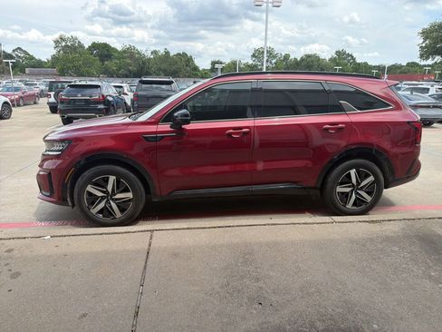 Used 2022 Kia Sorento S w/ Panoramic Sunroof Package FWD image 6