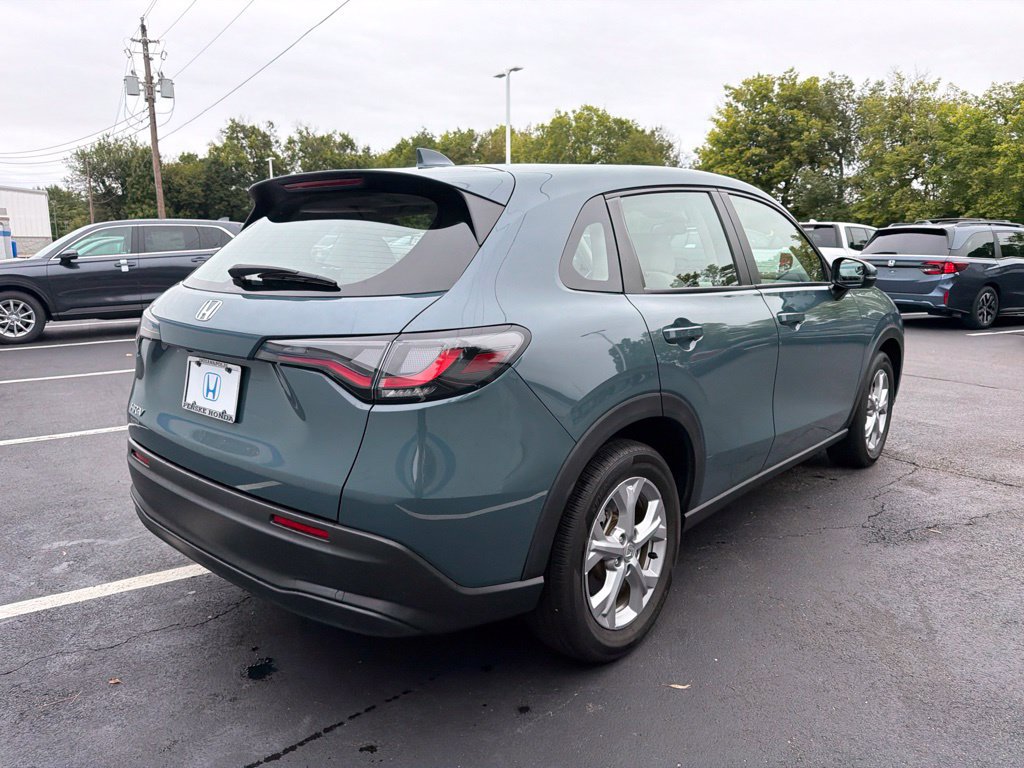 Certified 2024 Honda HR-V LX image 5