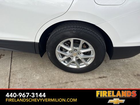 Used 2023 Chevrolet Equinox LT image 48