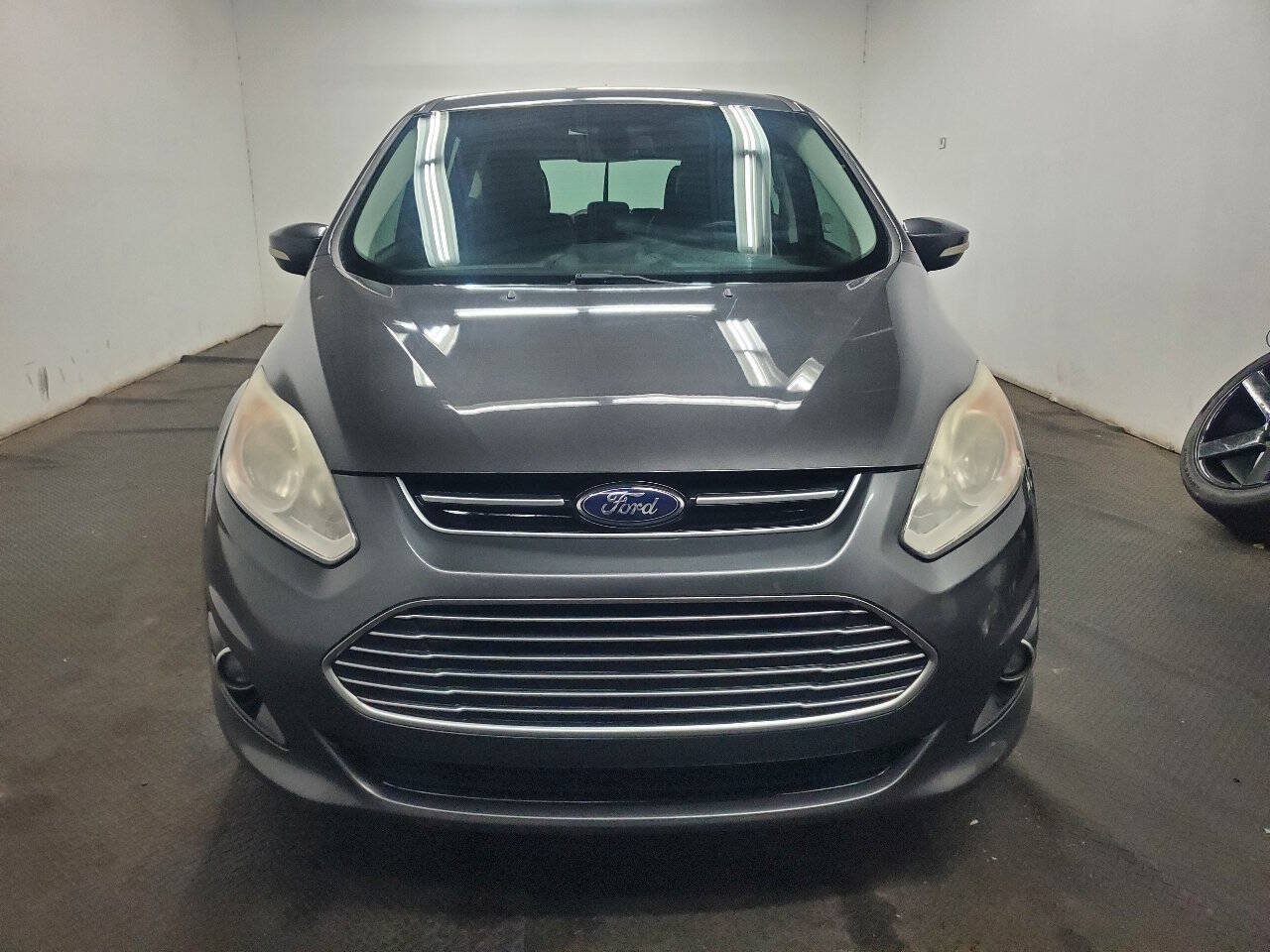 Used 2015 Ford C-MAX Energi SEL w/ Equipment Group 301A FWD image 2