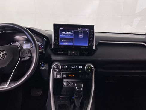 Certified 2022 Toyota RAV4 XLE Premium FWD image 15
