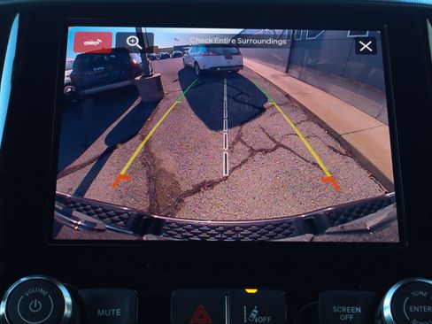 Used 2025 RAM 1500 Big Horn AWD/4WD image 11