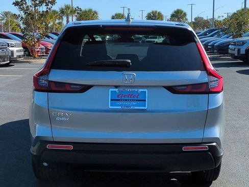 Used 2023 Honda CR-V EX image 6