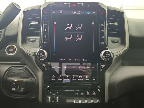 New 2026 RAM 2500 Tradesman AWD/4WD image 28