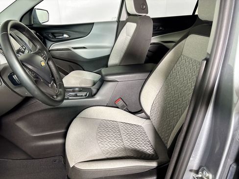 Used 2023 Chevrolet Equinox LT w/ Driver Convenience Package image 11