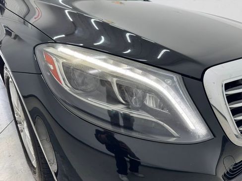 Used 2017 Mercedes-Benz S 550 Sedan image 32