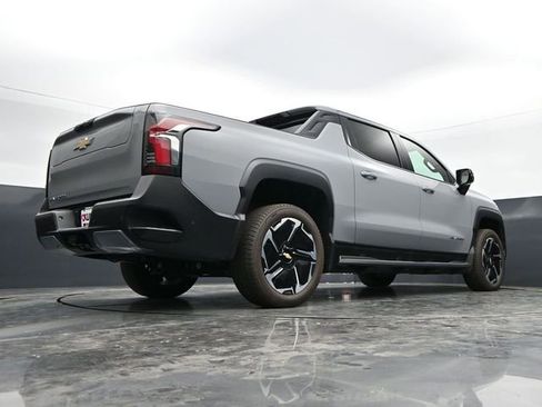 New 2026 Chevrolet Silverado EV LT AWD/4WD image 39
