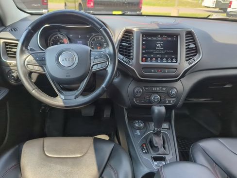 Used 2021 Jeep Cherokee Trailhawk w/ Trailer Tow Group AWD/4WD image 32
