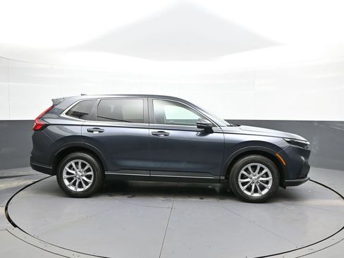 Used 2023 Honda CR-V EX image 5