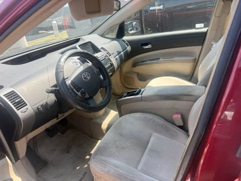 Used 2005 Toyota Prius FWD image 6