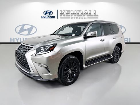 Used 2023 Lexus GX 460 Premium w/ Accessory Package AWD/4WD image 2