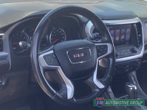 Used 2017 GMC Acadia SLT FWD image 24