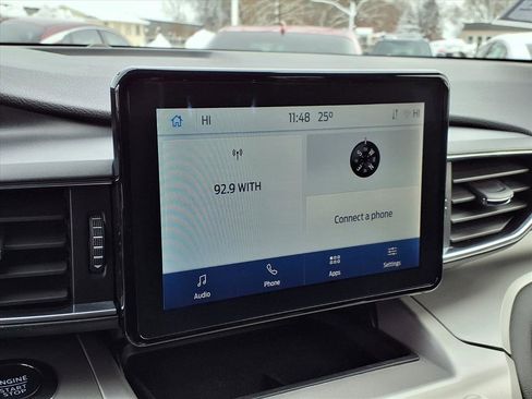 Used 2022 Ford Explorer XLT w/ Equipment Group 202A image 19