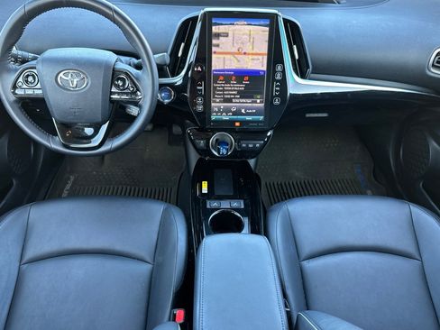 Used 2022 Toyota Prius Prime Limited image 15