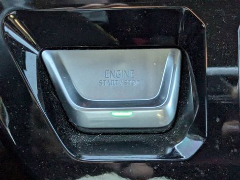 Used 2024 GMC Sierra 1500 Denali w/ Technology Package image 33