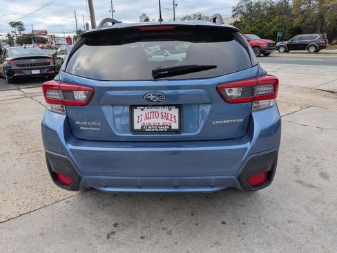 Used 2021 Subaru Crosstrek 2.0i image 4