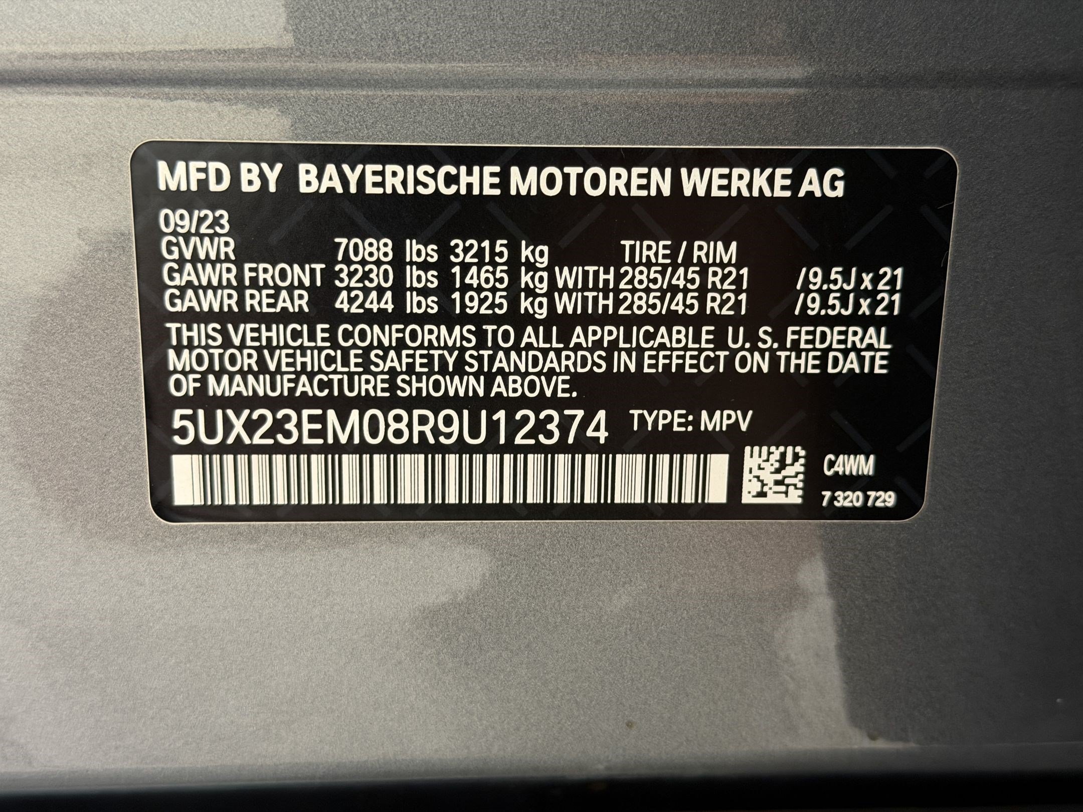 Used 2024 BMW X7 xDrive40i w/ Premium Package AWD/4WD image 26
