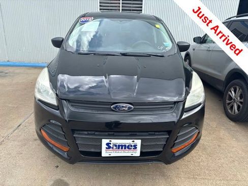 Used 2016 Ford Escape S FWD image 3