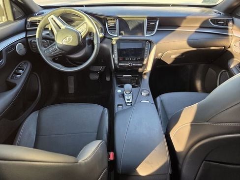 Used 2023 INFINITI QX55 Essential image 13