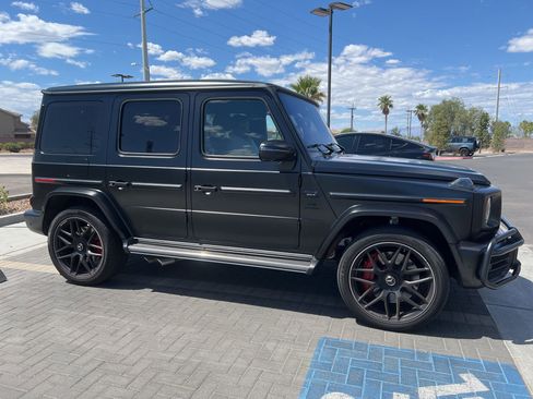 Used 2024 Mercedes-Benz G 63 AMG 4MATIC image 5