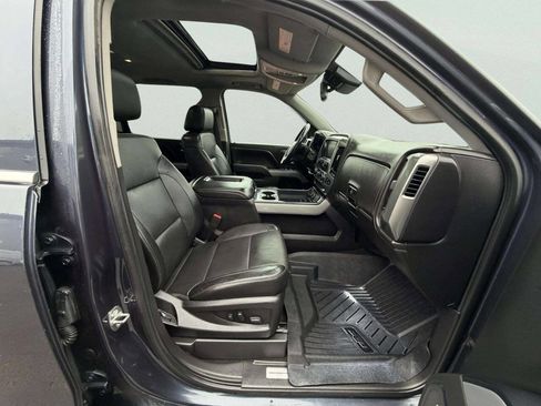 Used 2018 Chevrolet Silverado 1500 LTZ Z71 w/ Centennial Edition image 35