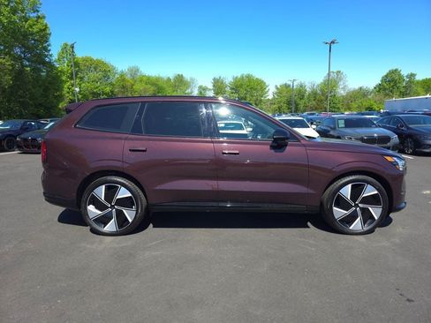 Used 2025 Volvo EX90 Ultra AWD/4WD image 4