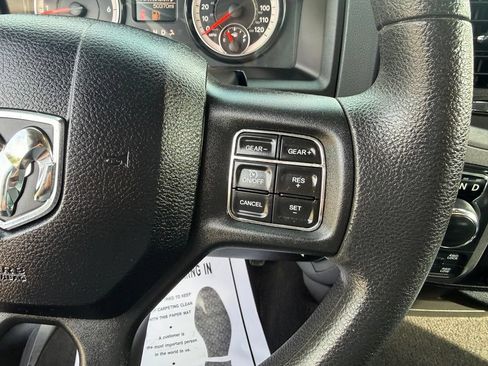 Used 2019 RAM 1500 Express AWD/4WD image 19