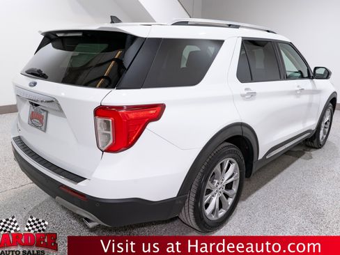 Used 2022 Ford Explorer Limited w/ Equipment Group 301A image 5