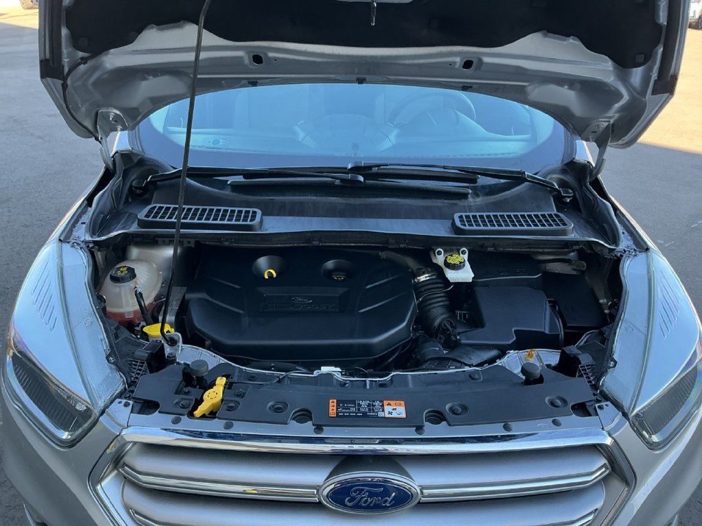 Used 2017 Ford Escape SE AWD/4WD image 30