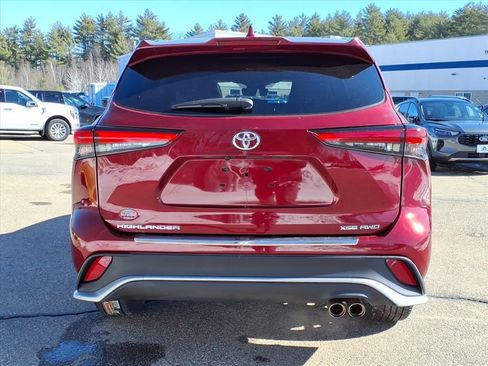 Used 2021 Toyota Highlander XSE image 30