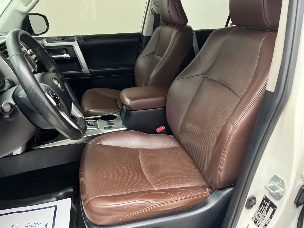 Used 2018 Toyota 4Runner Limited AWD/4WD image 12