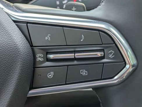 New 2026 Chevrolet Equinox LT w/ Safety and Technology Package FWD image 14