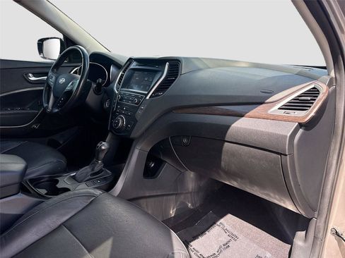 Used 2017 Hyundai Santa Fe Sport 2.0T FWD image 28