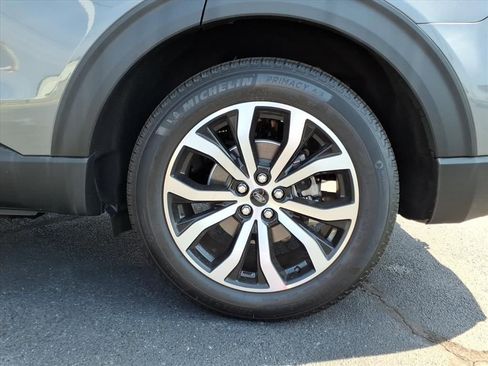 Used 2025 Ford Explorer ST-Line w/ Premium Package image 21