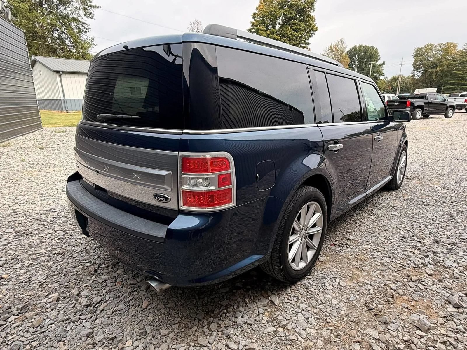Used 2017 Ford Flex Limited w/ Equipment Group 301A FWD image 5