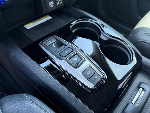 Certified 2022 Honda Pilot Elite image 13